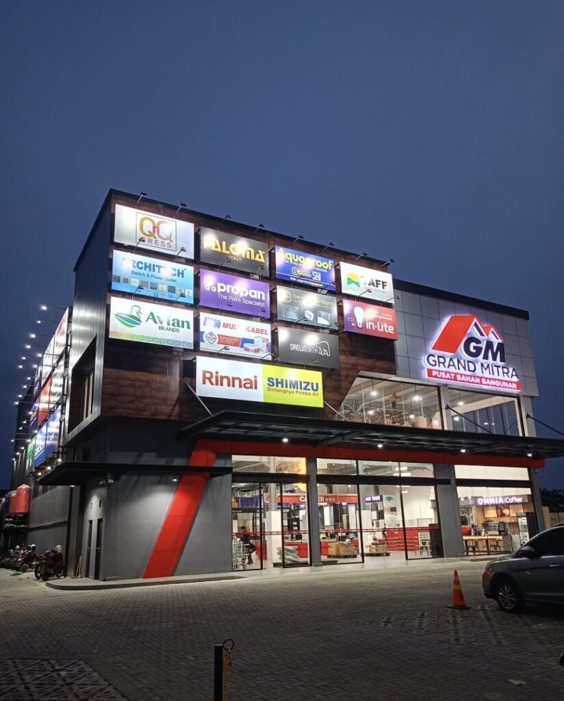 Grand Mitra
